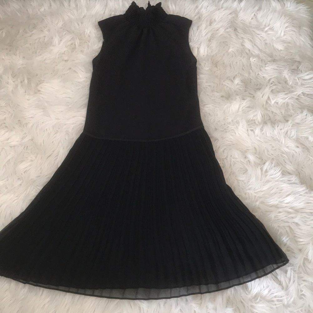 Pleaded Tommy Hilfiger black chiffon dress